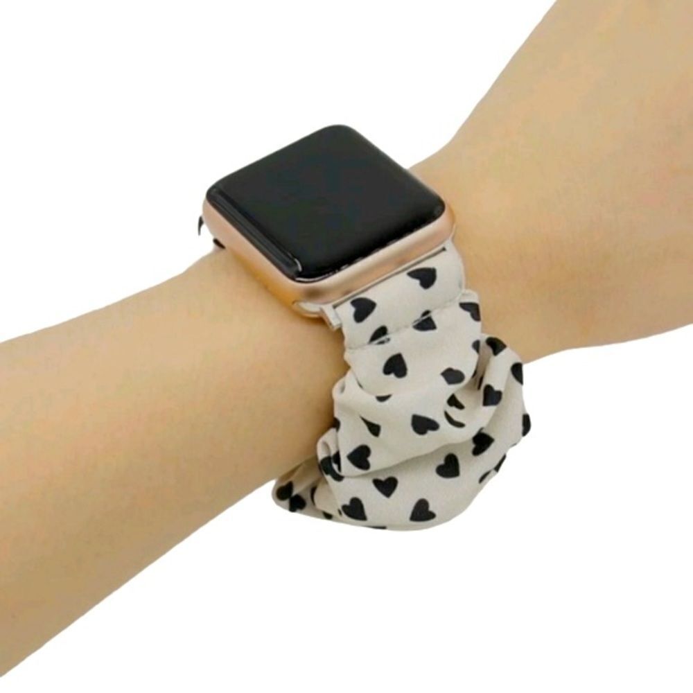 Heart Scrunchie Apple Watch Band - Picture 7 of 7